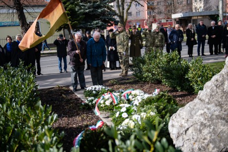 „Ne hagyjuk, hogy teret hódítson a halál kultúrája!” - a kommunizmus áldozataira emlékeztek